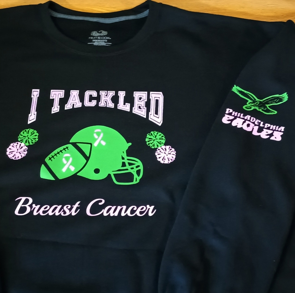 Philadelphia Eagles Breast Cancer Awareness 2XL 8 YEARS CANCER FREE CREW Sweat